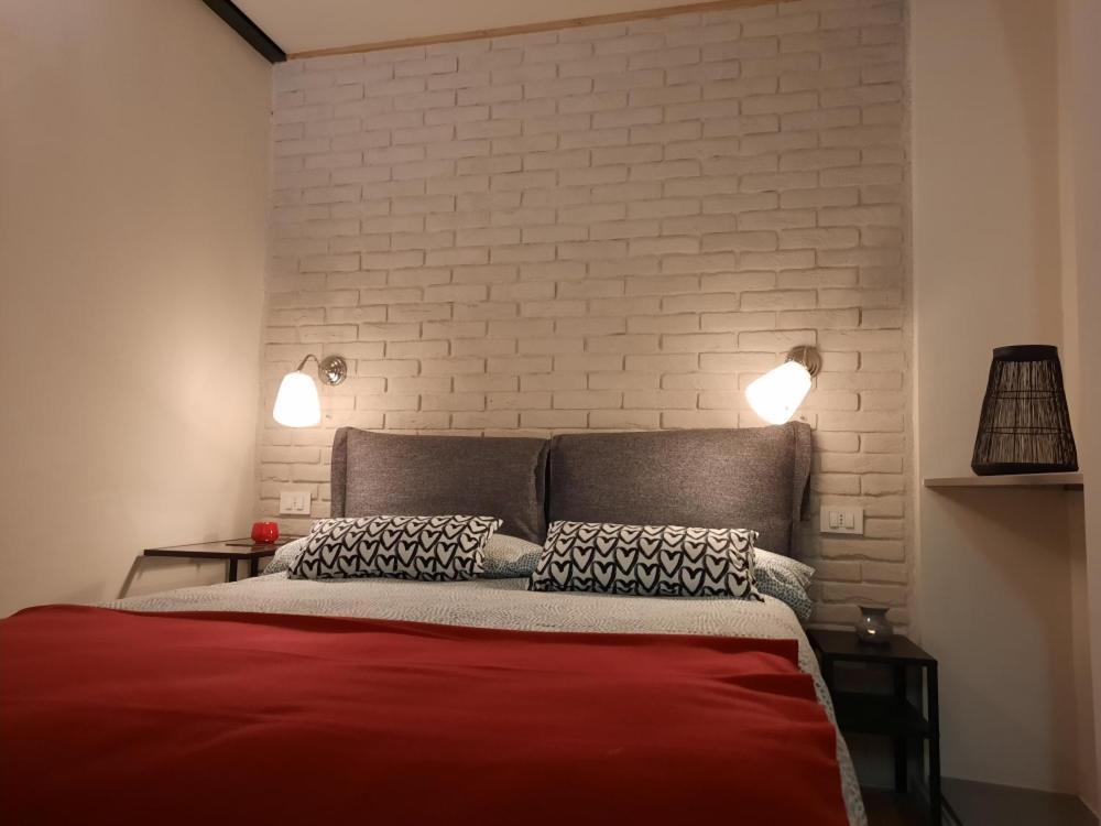 Mini Contra' Dei Servi - Vicenza Apartment Bagian luar foto