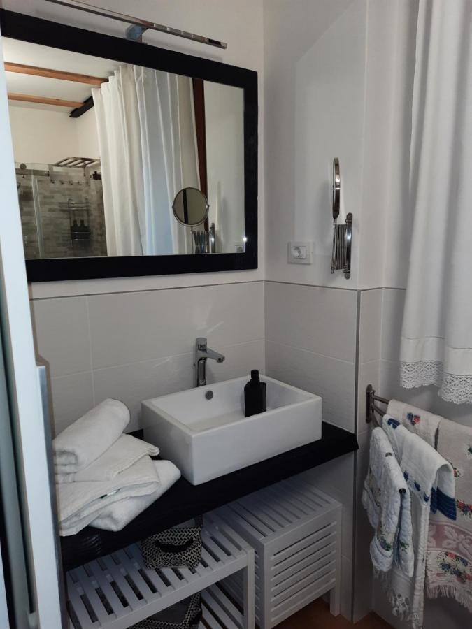 Mini Contra' Dei Servi - Vicenza Apartment Bagian luar foto